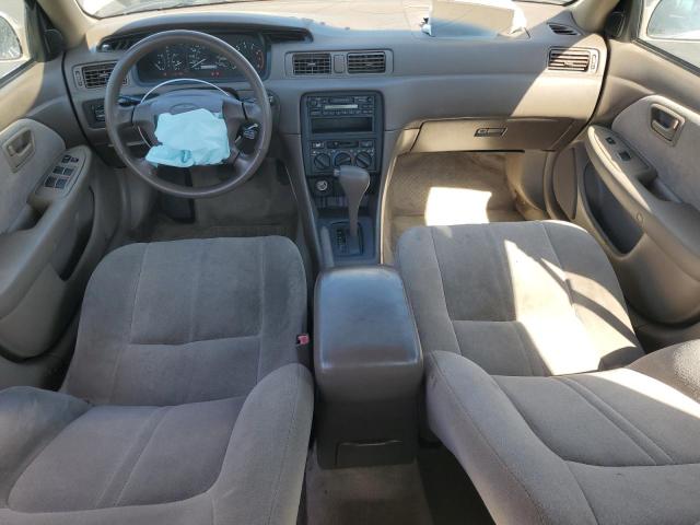 JT2BF22K8W0092011 - 1998 TOYOTA CAMRY CE GOLD photo 8