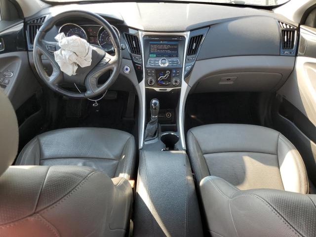 5NPEC4ACXBH106491 - 2011 HYUNDAI SONATA SE SILVER photo 8