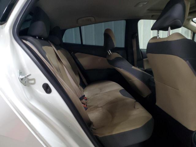 JTDKARFU2G3011434 - 2016 TOYOTA PRIUS Weiß Foto 10