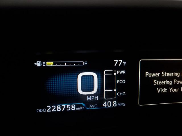 JTDKARFU2G3011434 - 2016 TOYOTA PRIUS Weiß Foto 9