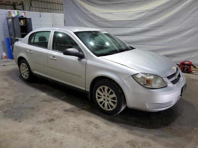 1G1AB5F52A7113240 - 2010 CHEVROLET COBALT LS 银色 照片 4