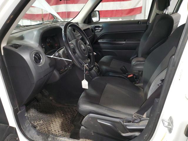 1J4NF1GB4BD177206 - 2011 JEEP PATRIOT SPORT WHITE photo 7