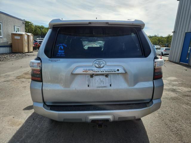JTEBU5JR0G5369506 - 2016 TOYOTA 4RUNNER SR5/SR5 PREMIUM SILVER photo 6