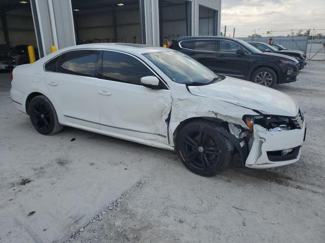 1VWBN7A33EC087326 - 2012 VOLKSWAGEN PASSAT SE WHITE photo 4