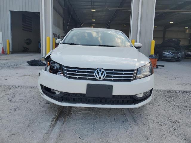 1VWBN7A33EC087326 - 2012 VOLKSWAGEN PASSAT SE WHITE photo 5
