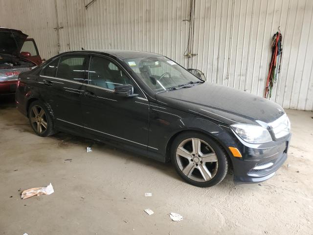 WDDGF8BBXBR133122 - 2011 MERCEDES-BENZ C 300 4MATIC BLACK photo 4