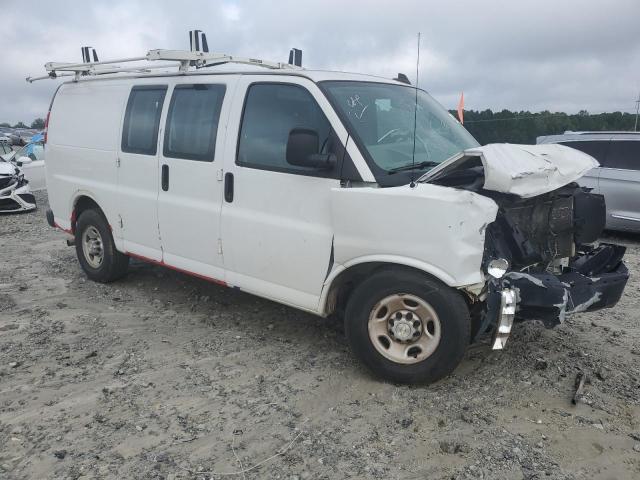 1GCWGAFG3L1253439 - 2020 CHEVROLET EXPRESS G2 WHITE photo 4