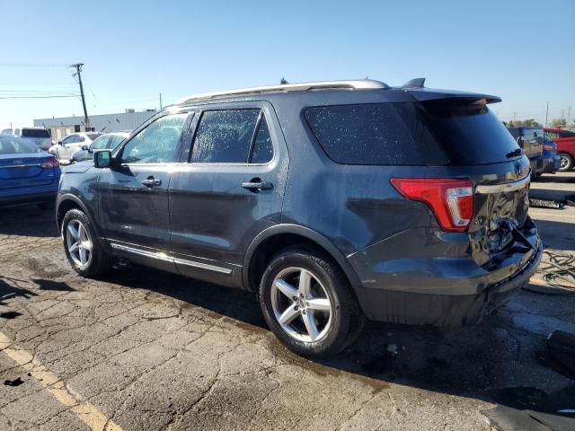 1FM5K8D8XHGB29666 - 2017 FORD EXPLORER XLT 灰色 照片 2