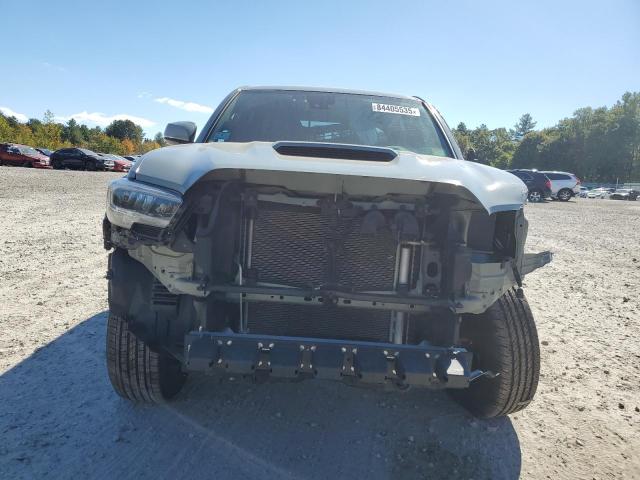 3TMCZ5AN2NM474045 - 2022 TOYOTA TACOMA DOUBLE CAB 灰色 照片 5