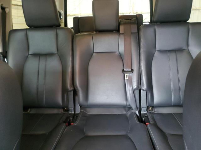 SALAG2V66GA818905 - 2016 LAND ROVER LR4 HSE WHITE photo 10