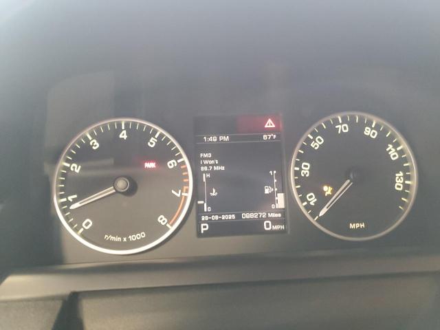 SALAG2V66GA818905 - 2016 LAND ROVER LR4 HSE WHITE photo 9