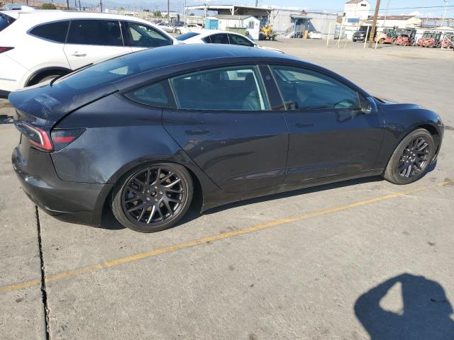 5YJ3E1EA7SF890930 - 2025 TESLA MODEL 3 ნაცრისფერი ფოტო 3