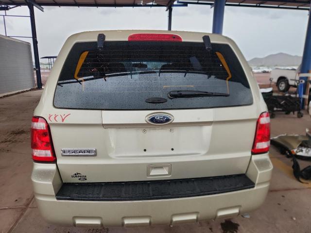 1FMCU0C74BKC41699 - 2011 FORD ESCAPE XLS GOLD photo 6