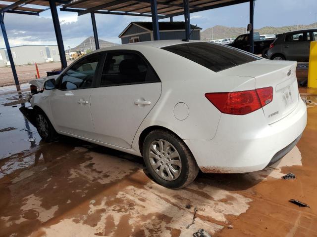 KNAFU4A27B5384674 - 2011 KIA FORTE EX WHITE photo 2
