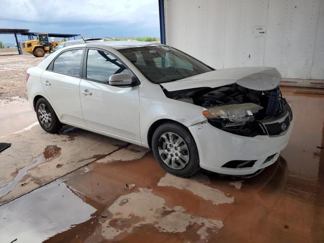 KNAFU4A27B5384674 - 2011 KIA FORTE EX WHITE photo 4