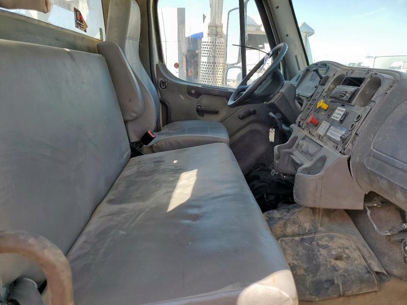 1FVDCXFC7KHKD2697 - 2019 FREIGHTLINER M2 106 MEDIUM DUTY WHITE photo 5