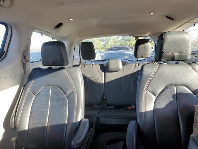 2C4RC1EG2JR108461 - 2018 CHRYSLER PACIFICA TOURING L PLUS WHITE photo 10