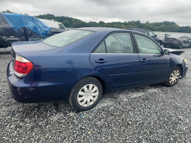 4T1BE32K15U401465 - 2005 TOYOTA CAMRY LE BLUE photo 3