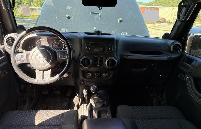 1C4BJWDG5CL206241 - 2012 JEEP WRANGLER U SPORT Qara foto 9