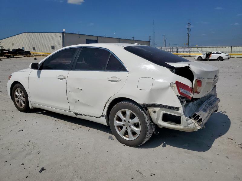 4T4BF3EK3BR173317 - 2011 TOYOTA CAMRY BASE Weiß Foto 2