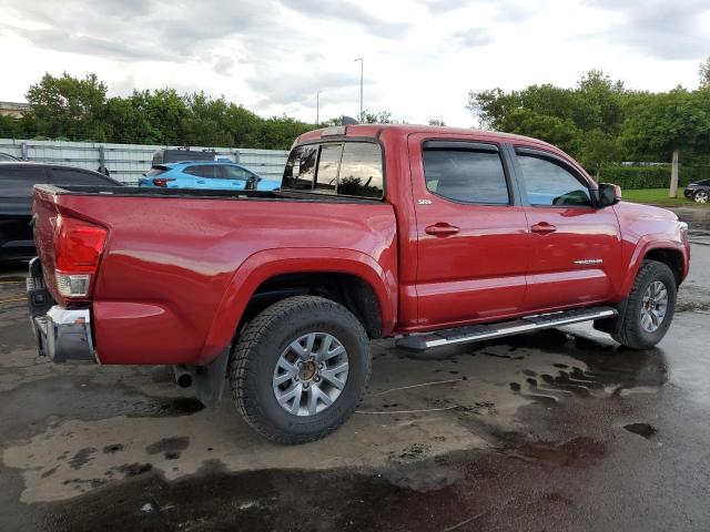 5TFAZ5CN0JX056284 - 2018 TOYOTA TACOMA DOUBLE CAB Червоний фото 3