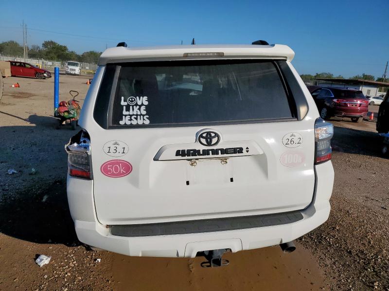 JTEFU5JR7N5271068 - 2022 TOYOTA 4RUNNER SR5 WHITE photo 6
