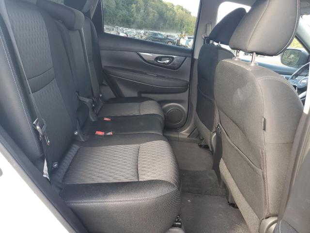 KNMAT2MV9JP602966 - 2018 NISSAN ROGUE S თეთრი ფოტო 11