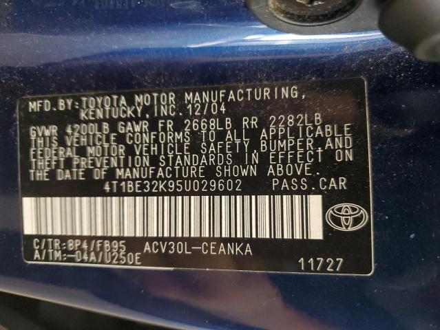 4T1BE32K95U029602 - 2005 TOYOTA CAMRY LE BLUE photo 12