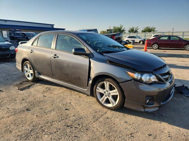 2T1BU4EE2DC037961 - 2013 TOYOTA COROLLA BASE Графитовый фото 4