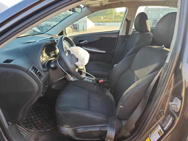 2T1BU4EE2DC037961 - 2013 TOYOTA COROLLA BASE Графитовый фото 7