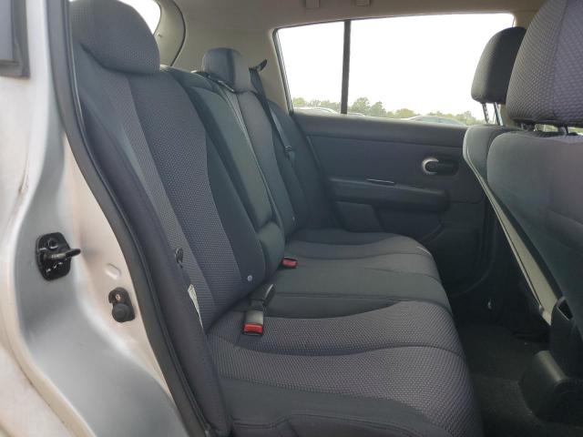 3N1BC13E28L379730 - 2008 NISSAN VERSA S SILVER photo 10