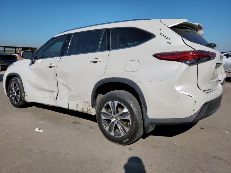 5TDGZRAH8LS513124 - 2020 TOYOTA HIGHLANDER XLE Weiß Foto 2