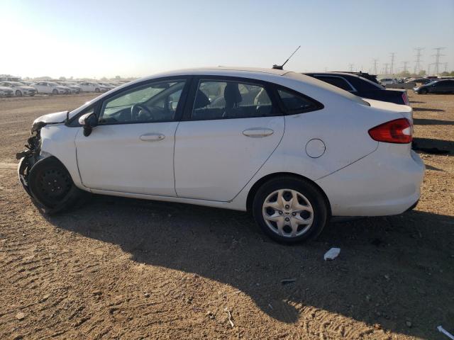 3FADP4BJ5DM184225 - 2013 FORD FIESTA SE WHITE photo 2