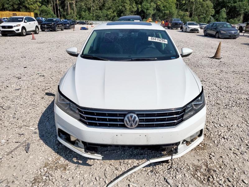 1VWBT7A39GC005513 - 2016 VOLKSWAGEN PASSAT SE 白色 照片 5