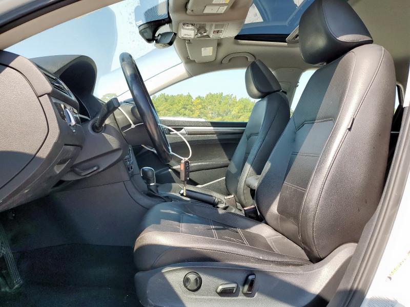 1VWBT7A39GC005513 - 2016 VOLKSWAGEN PASSAT SE 白色 照片 7