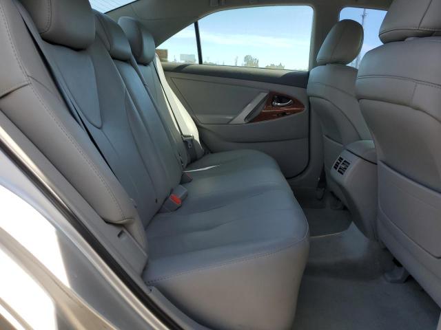 4T1BF3EK4BU212586 - 2011 TOYOTA CAMRY BASE Күміс фото 10