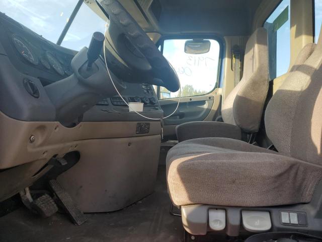 3AKJGEDV3HSHZ1038 - 2017 FREIGHTLINER CASCADIA 1 Կապույտ լուսանկար 6