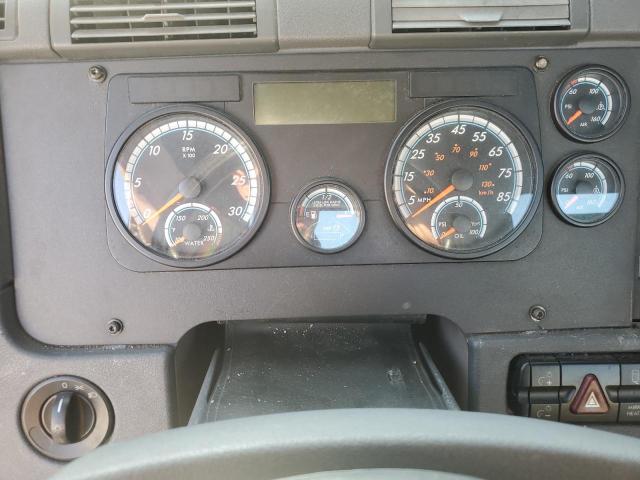 3AKJGEDV3HSHZ1038 - 2017 FREIGHTLINER CASCADIA 1 Կապույտ լուսանկար 8