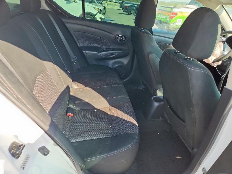 3N1CN7AP1JL884007 - 2018 NISSAN VERSA S Ağ foto 10