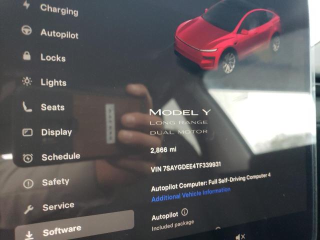 7SAYGDEE4TF339931 - 2026 TESLA MODEL Y Czerwony zdjęcie 9