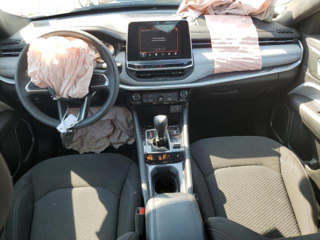 3C4NJDAN3ST526293 - 2025 JEEP COMPASS SPORT Silber Foto 8