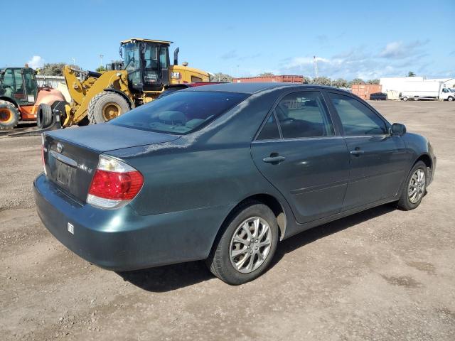 JTDBE30KX53012630 - 2005 TOYOTA CAMRY LE TEAL photo 3