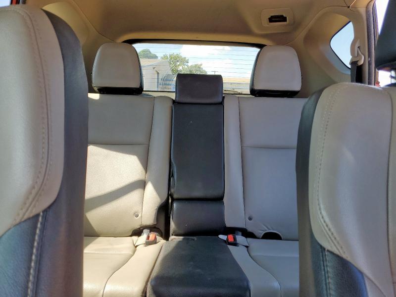 JTMYFREV5GJ088929 - 2016 TOYOTA RAV4 LIMITED 红色 照片 10