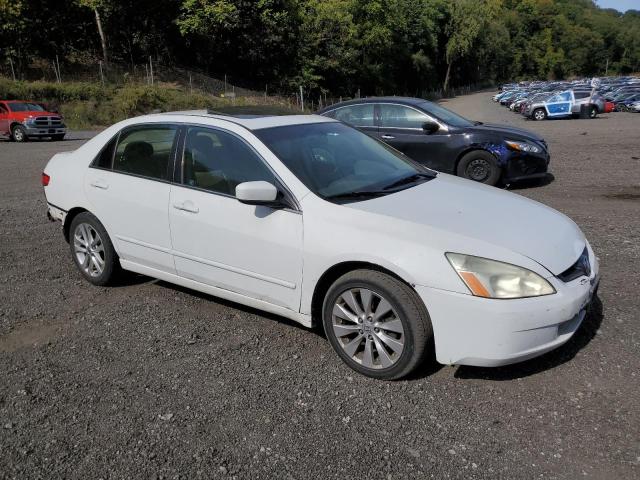 1HGCM66545A018382 - 2005 HONDA ACCORD EX WHITE photo 4