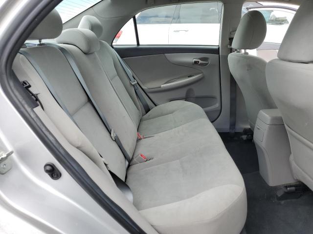 5YFBU4EE2DP118278 - 2013 TOYOTA COROLLA BASE SILVER photo 10