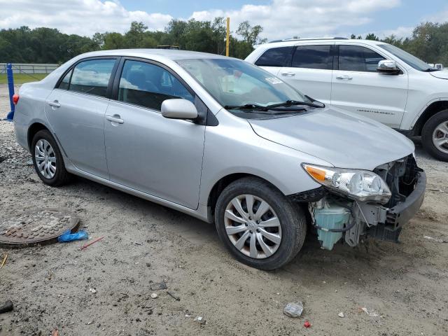 5YFBU4EE2DP118278 - 2013 TOYOTA COROLLA BASE SILVER photo 4