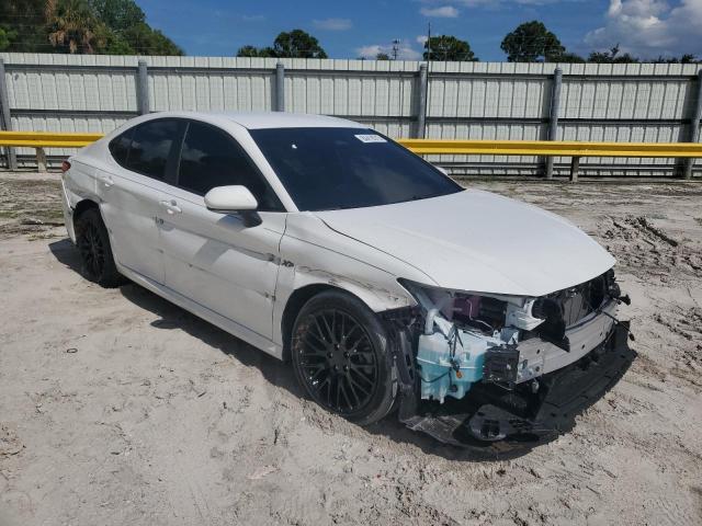 4T1DAACKXSU157219 - 2025 TOYOTA CAMRY XSE თეთრი ფოტო 4