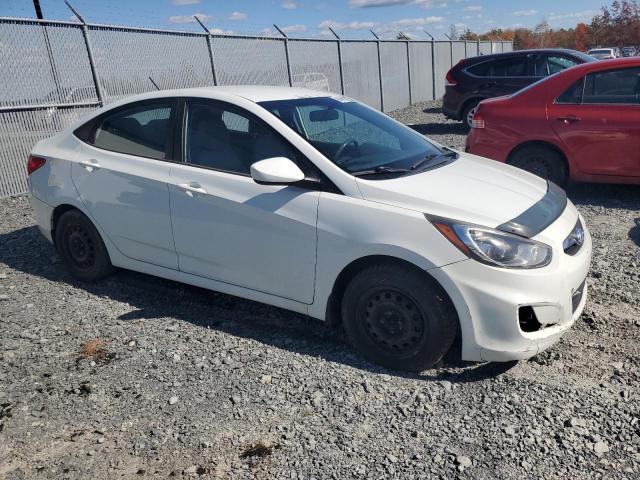 KMHCT4AE3CU047585 - 2012 HYUNDAI ACCENT GLS თეთრი ფოტო 4