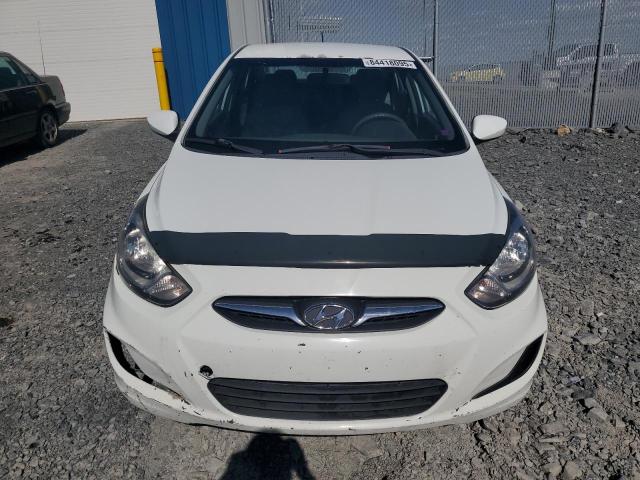 KMHCT4AE3CU047585 - 2012 HYUNDAI ACCENT GLS თეთრი ფოტო 5