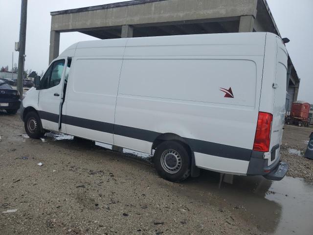W1W40CHY3MT052910 - 2021 MERCEDES-BENZ SPRINTER 2500 WHITE photo 2